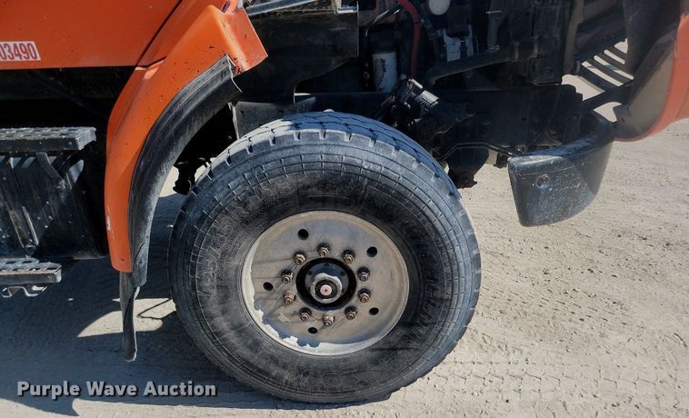 image for item OD9710 1998 Ford LT8513 ready mix truck