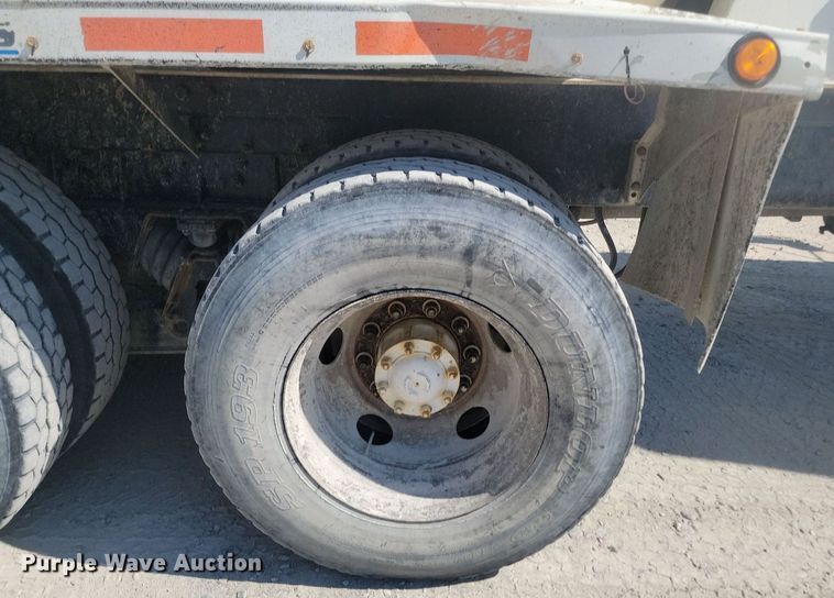 image for item OD9710 1998 Ford LT8513 ready mix truck