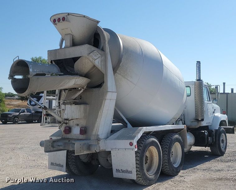 image for item OD9712 1981 International  F2674 ready mix truck