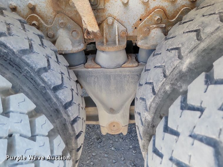 image for item OD9712 1981 International  F2674 ready mix truck