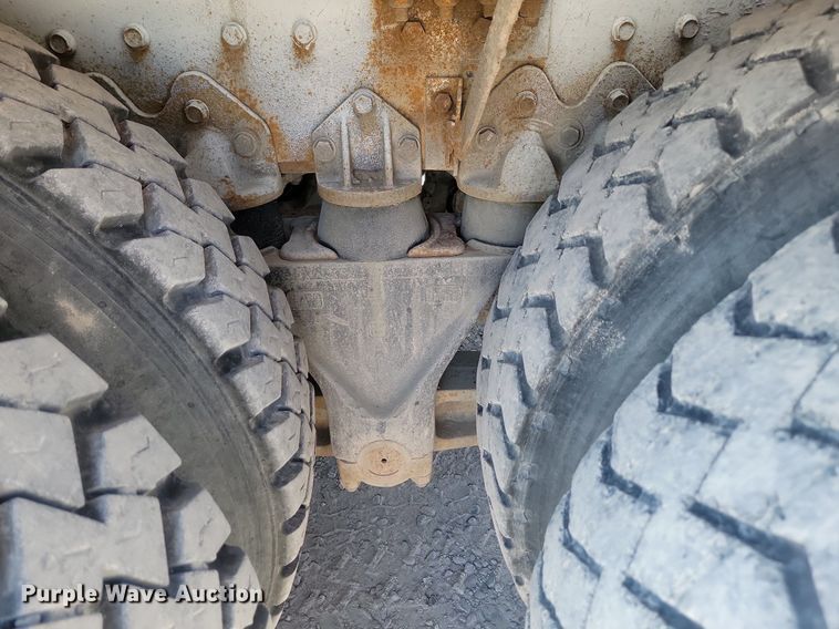 image for item OD9712 1981 International  F2674 ready mix truck