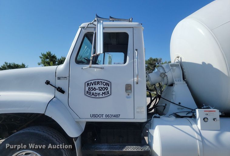 image for item OD9712 1981 International  F2674 ready mix truck