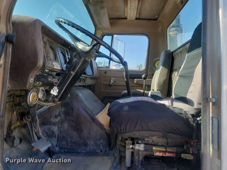 image for item OD9712 1981 International  F2674 ready mix truck