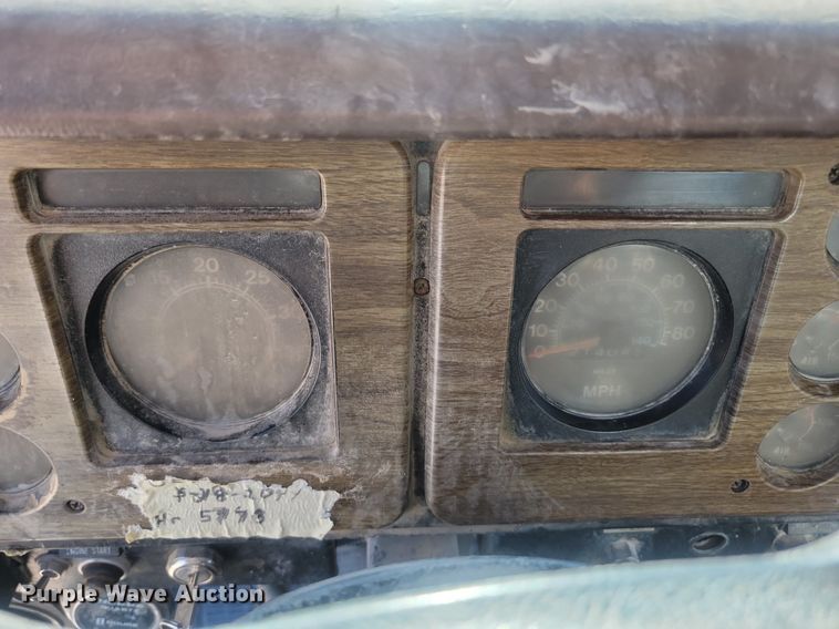 image for item OD9712 1981 International  F2674 ready mix truck