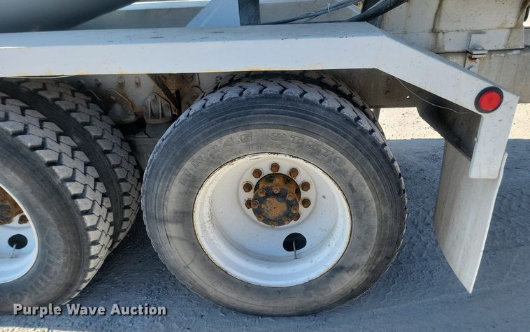 image for item OD9712 1981 International  F2674 ready mix truck