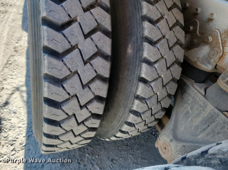 image for item OD9712 1981 International  F2674 ready mix truck