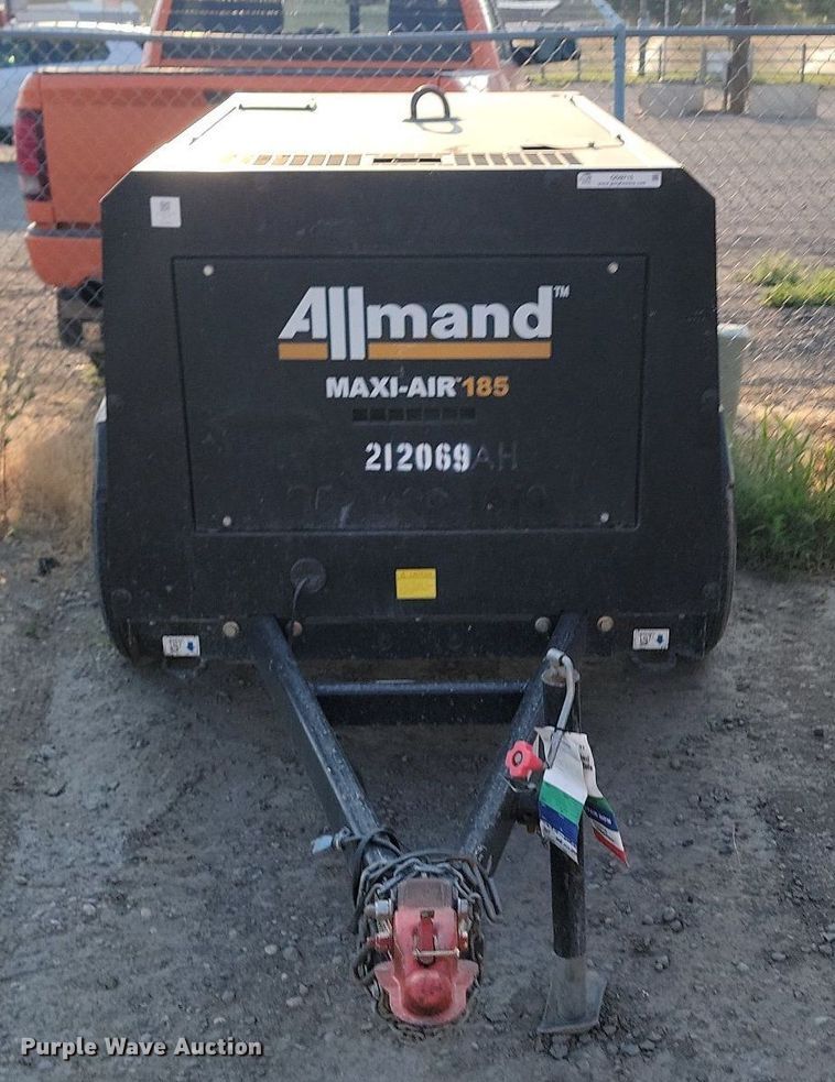 image for item OD9715 Allmand Maxi-Air 186 air compressor