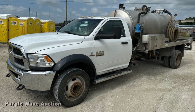 image for item OF9916 2015 Dodge Ram 5500HD vacuum truck
