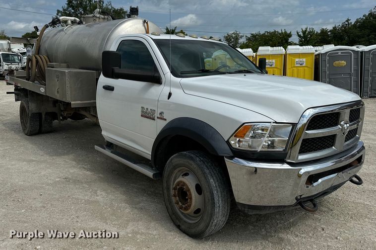 image for item OF9916 2015 Dodge Ram 5500HD vacuum truck