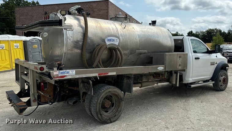 image for item OF9916 2015 Dodge Ram 5500HD vacuum truck