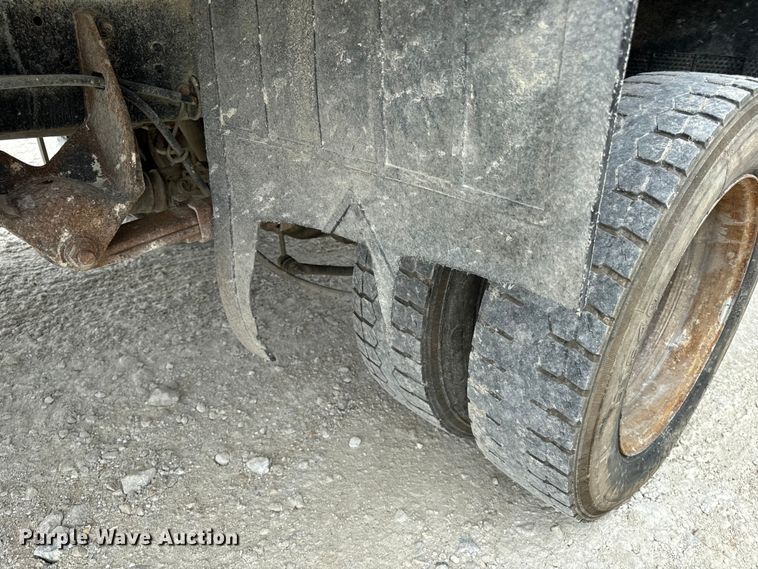 image for item OF9916 2015 Dodge Ram 5500HD vacuum truck