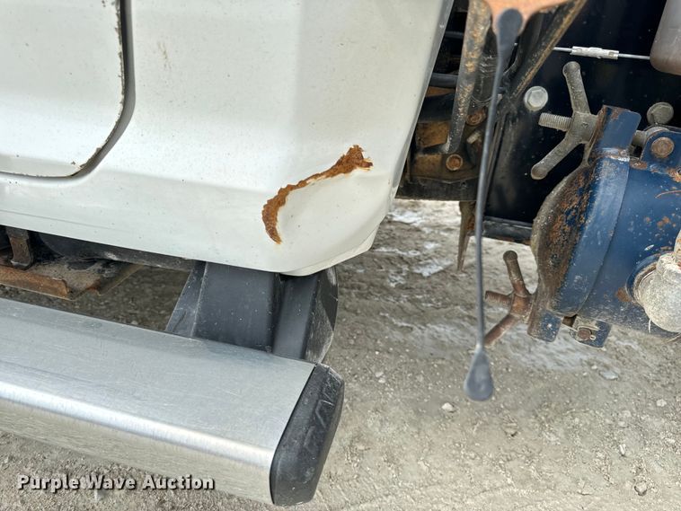 image for item OF9916 2015 Dodge Ram 5500HD vacuum truck