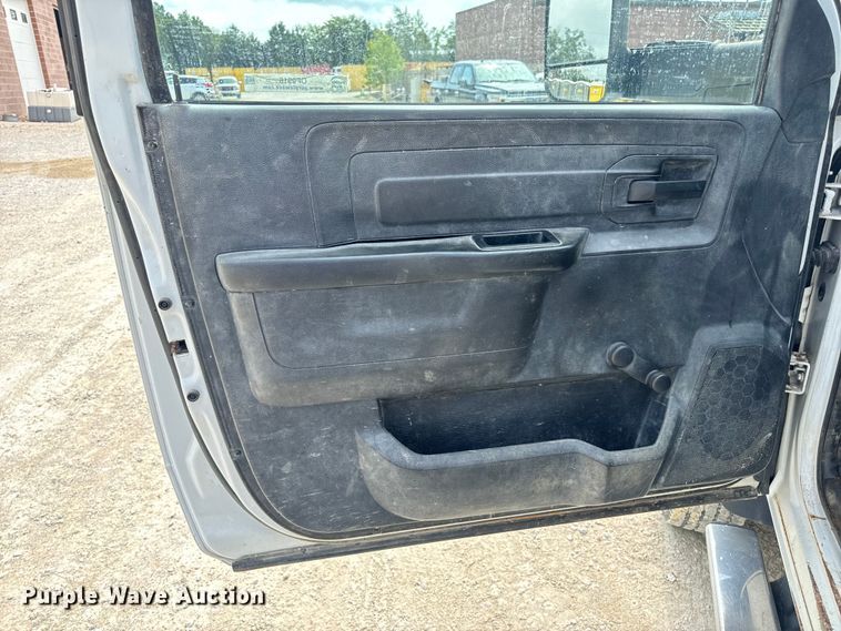 image for item OF9916 2015 Dodge Ram 5500HD vacuum truck