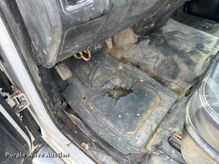 image for item OF9916 2015 Dodge Ram 5500HD vacuum truck