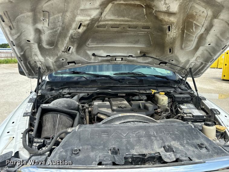 image for item OF9916 2015 Dodge Ram 5500HD vacuum truck