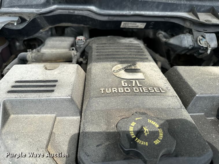 image for item OF9916 2015 Dodge Ram 5500HD vacuum truck