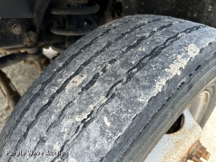 image for item OF9916 2015 Dodge Ram 5500HD vacuum truck