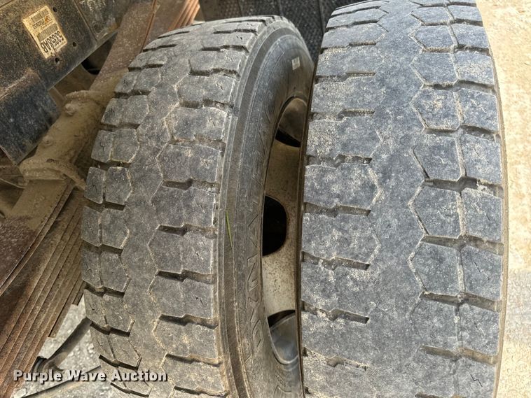 image for item OF9916 2015 Dodge Ram 5500HD vacuum truck