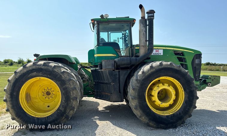 image for item OF9919 2008 John Deere 9630  Scraper Special 4WD tractor
