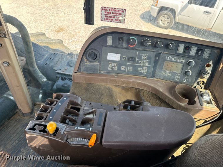 image for item OF9919 2008 John Deere 9630  Scraper Special 4WD tractor