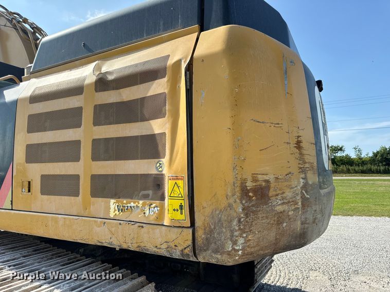 image for item OF9920 2017 Caterpillar  349FL excavator