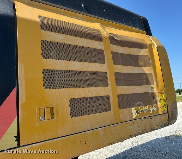 image for item OF9920 2017 Caterpillar  349FL excavator