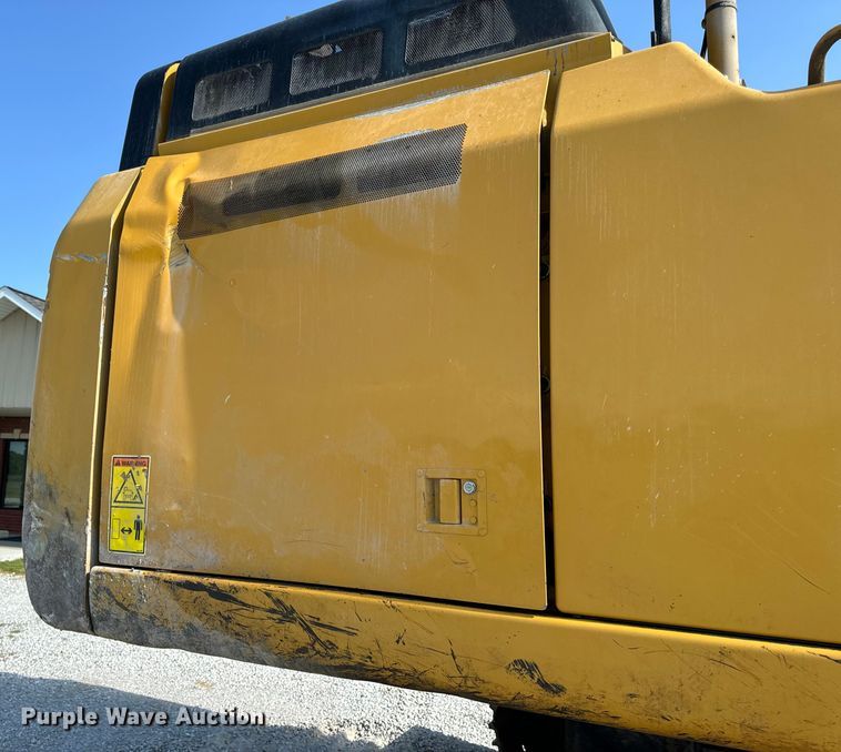 image for item OF9920 2017 Caterpillar  349FL excavator