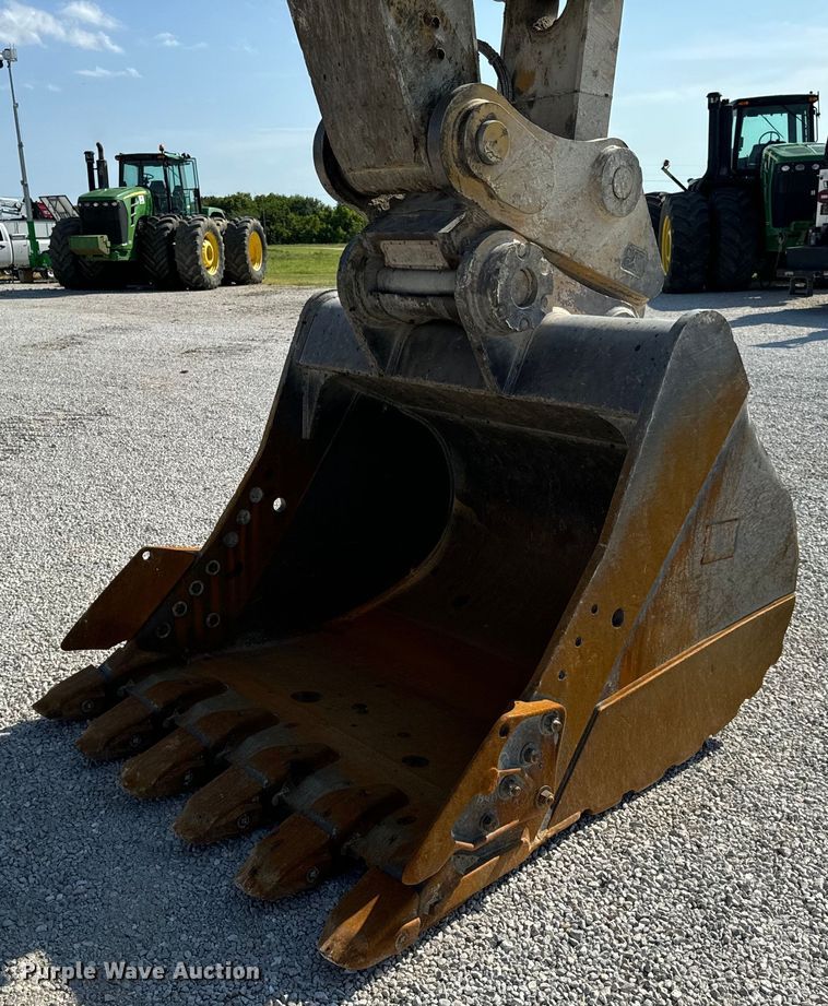 image for item OF9920 2017 Caterpillar  349FL excavator