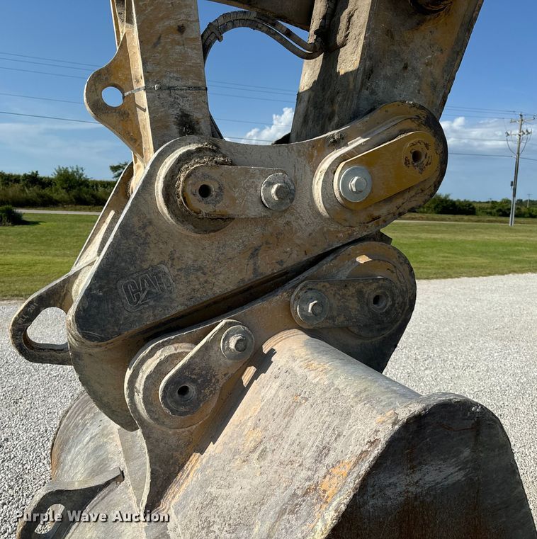 image for item OF9920 2017 Caterpillar  349FL excavator