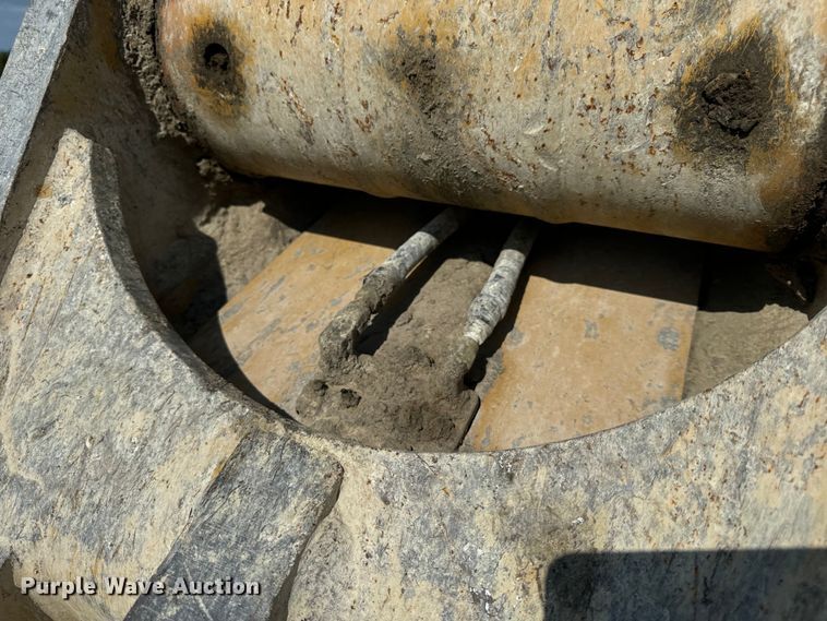 image for item OF9920 2017 Caterpillar  349FL excavator