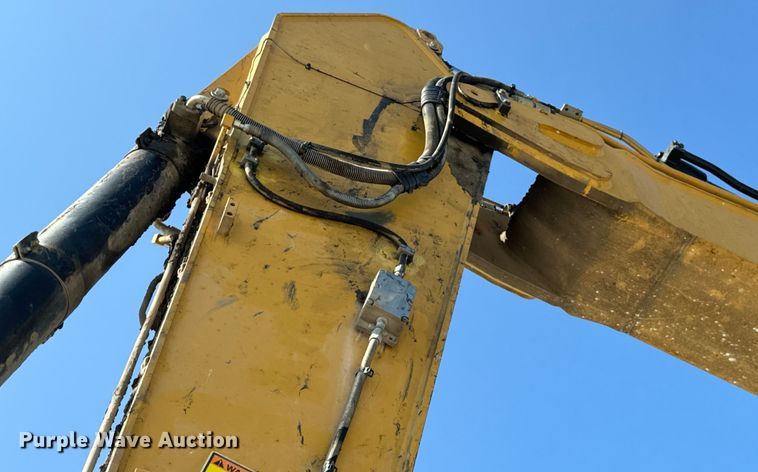 image for item OF9920 2017 Caterpillar  349FL excavator