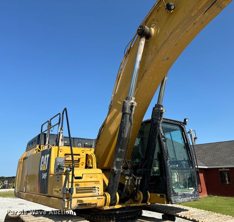 image for item OF9920 2017 Caterpillar  349FL excavator