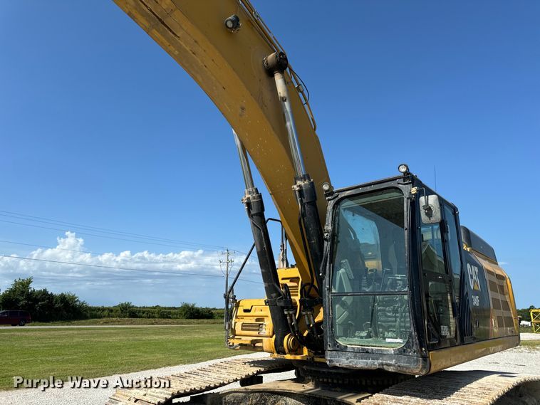 image for item OF9920 2017 Caterpillar  349FL excavator