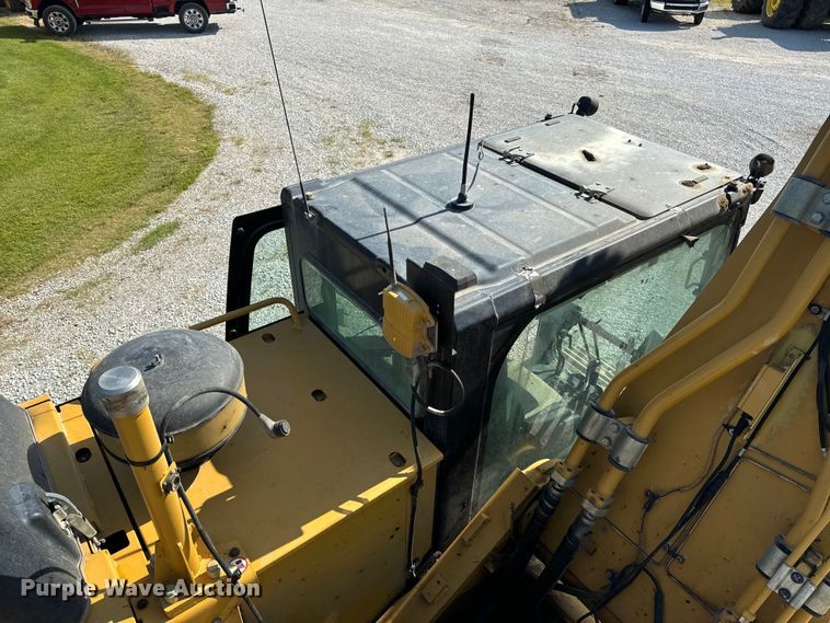 image for item OF9920 2017 Caterpillar  349FL excavator