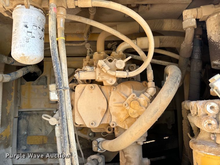 image for item OF9920 2017 Caterpillar  349FL excavator