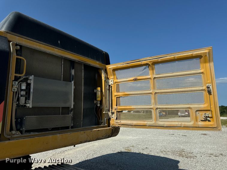 image for item OF9920 2017 Caterpillar  349FL excavator