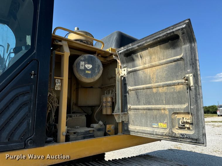 image for item OF9920 2017 Caterpillar  349FL excavator