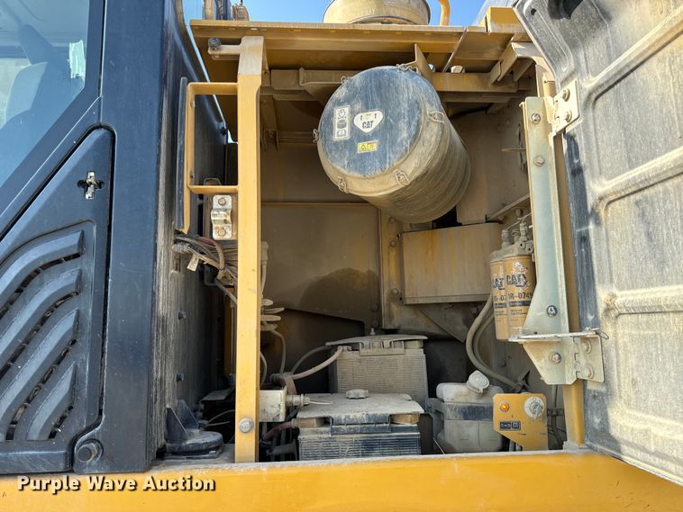 image for item OF9920 2017 Caterpillar  349FL excavator