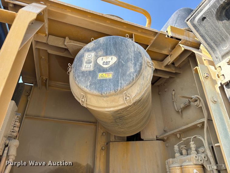 image for item OF9920 2017 Caterpillar  349FL excavator