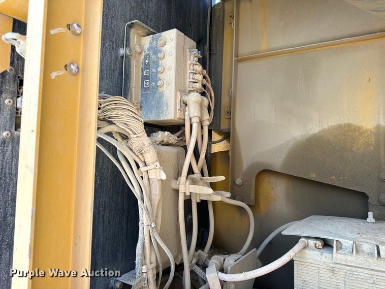 image for item OF9920 2017 Caterpillar  349FL excavator