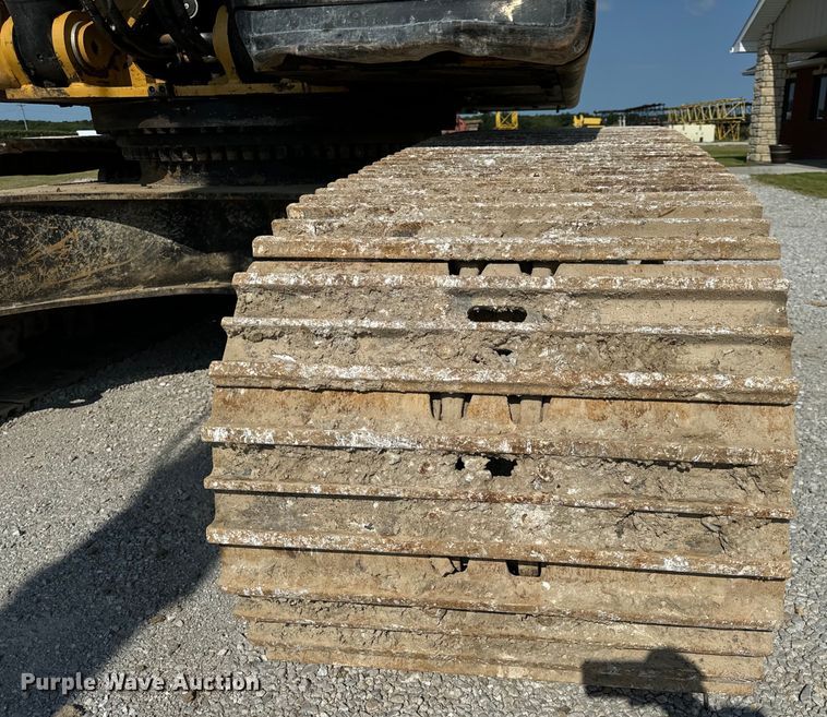 image for item OF9920 2017 Caterpillar  349FL excavator