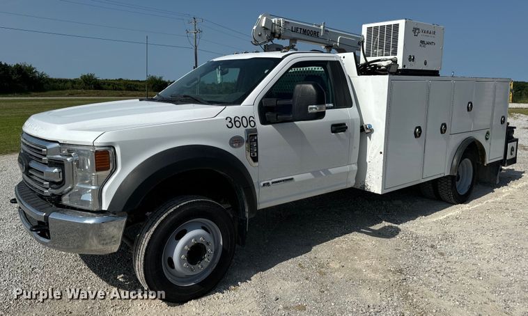 image for item OF9921 2022 Ford F550 XL utility / service truck