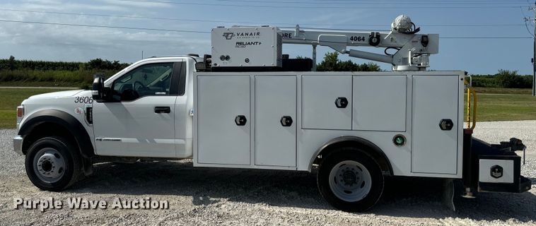 image for item OF9921 2022 Ford F550 XL utility / service truck