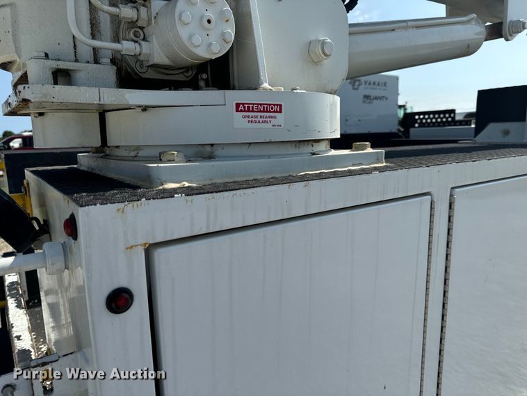 image for item OF9921 2022 Ford F550 XL utility / service truck