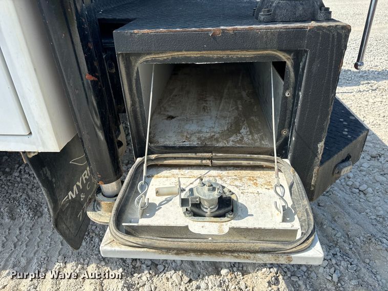 image for item OF9921 2022 Ford F550 XL utility / service truck