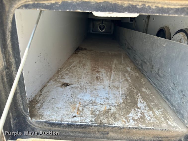 image for item OF9921 2022 Ford F550 XL utility / service truck