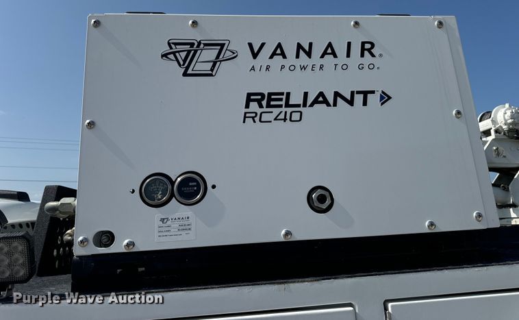 image for item OF9921 2022 Ford F550 XL utility / service truck