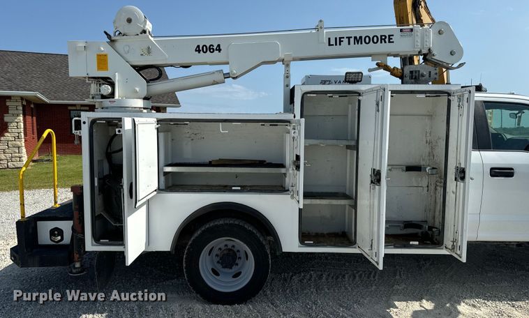 image for item OF9921 2022 Ford F550 XL utility / service truck