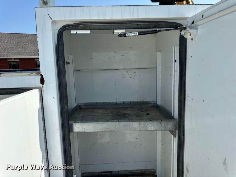 image for item OF9921 2022 Ford F550 XL utility / service truck