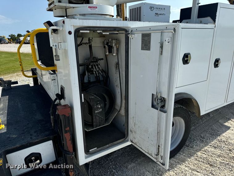 image for item OF9921 2022 Ford F550 XL utility / service truck